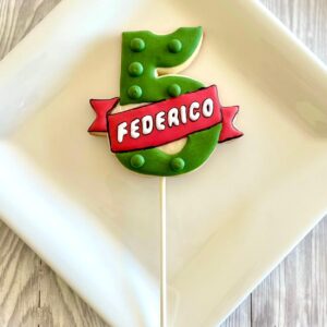 cake topper